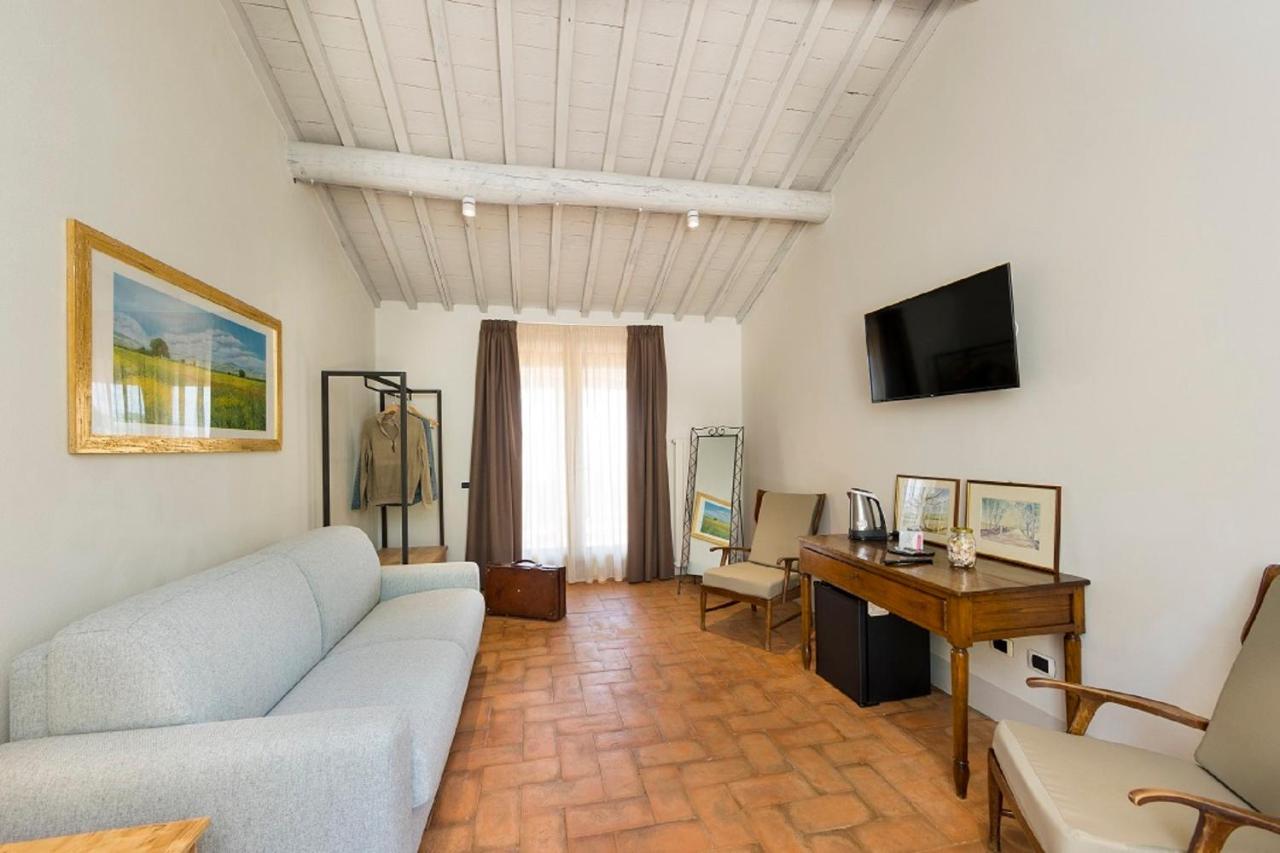 Agriturismo Podere L'Aione Scansano Exterior photo