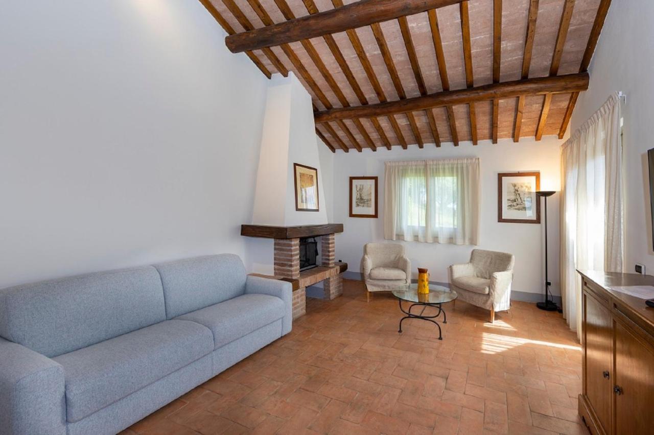 Agriturismo Podere L'Aione Scansano Exterior photo